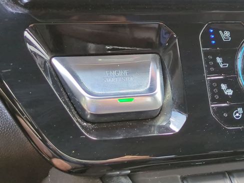 Used 2025 GMC Sierra 1500 Denali AWD/4WD image 28