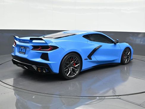 Used 2020 Chevrolet Corvette Stingray Preferred Cpe w/ 2LT Preferred Equipment Group RWD image 5