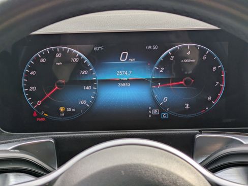 Used 2021 Mercedes-Benz GLB 250 image 19