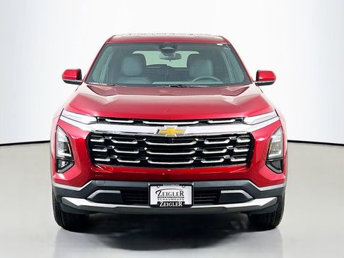 New 2026 Chevrolet Equinox LT w/ Convenience Package II image 2