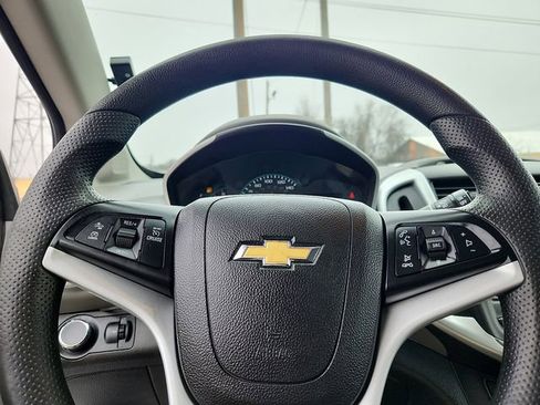 Used 2020 Chevrolet Sonic LT image 12