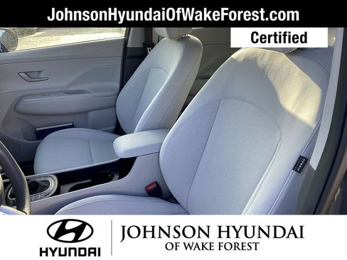 Used 2025 Hyundai Kona SE FWD image 14