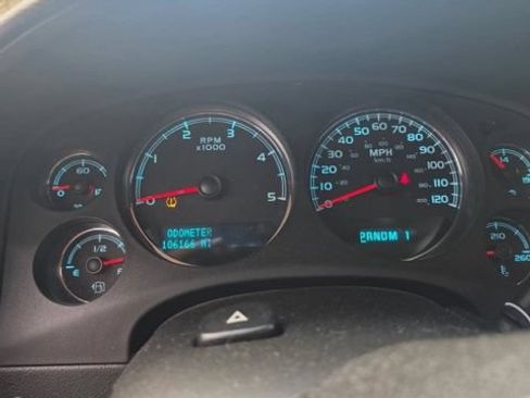 Used 2010 Chevrolet Silverado 2500 LTZ AWD/4WD image 12