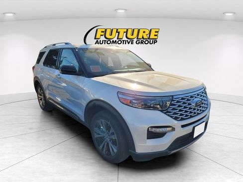 Used 2020 Ford Explorer Platinum w/ Premium Technology Package AWD/4WD image 1