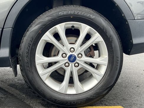 Used 2016 Ford Escape SE w/ Cargo Utility Package image 12