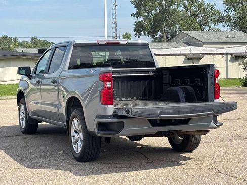 Used 2024 Chevrolet Silverado 1500 Custom AWD/4WD image 27