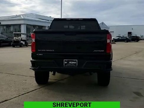 Certified 2025 Chevrolet Silverado 1500 ZR2 w/ Technology Package image 8