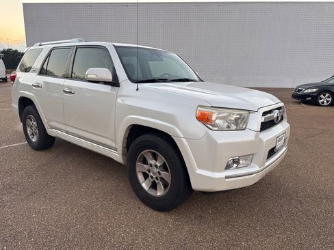 Used 2013 Toyota 4Runner SR5 image 1