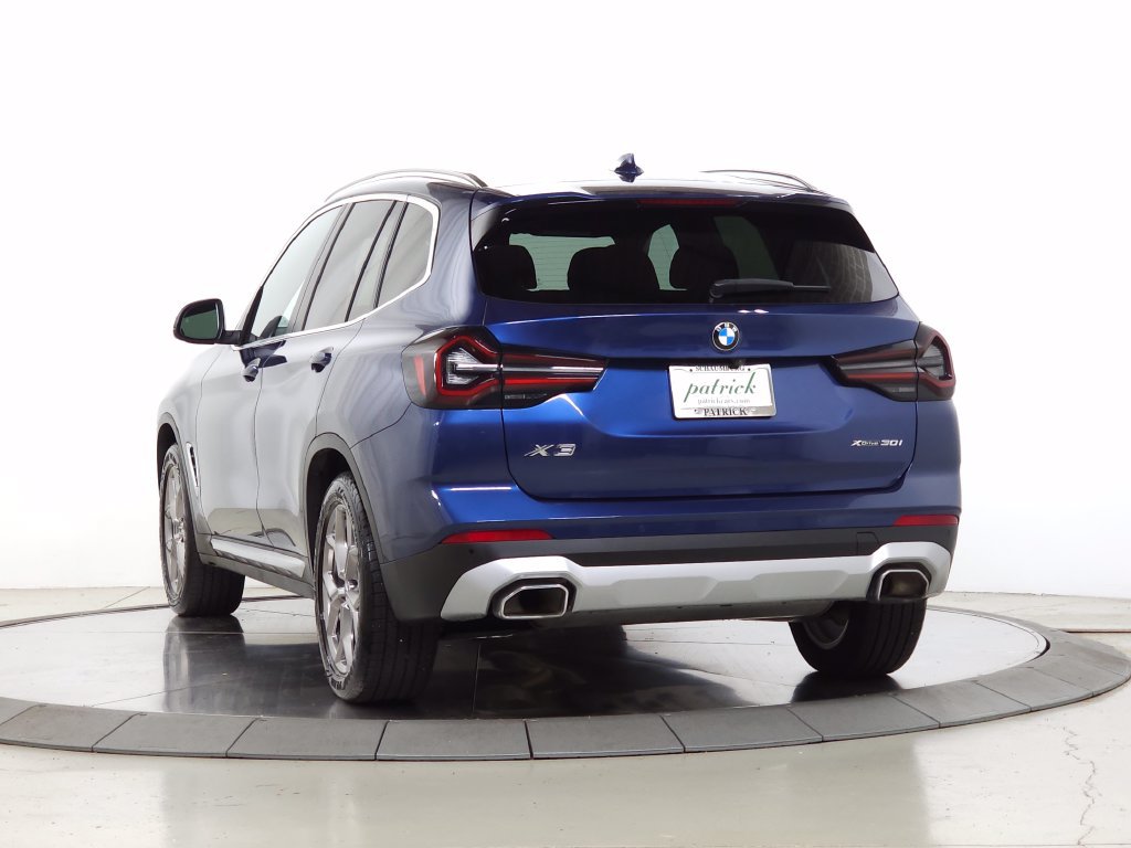 Used 2023 BMW X3 xDrive30i w/ Premium Package w/ZPA AWD/4WD image 6