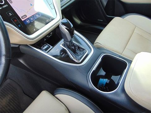 Used 2020 Subaru Outback Limited w/ Popular Package #2 image 14