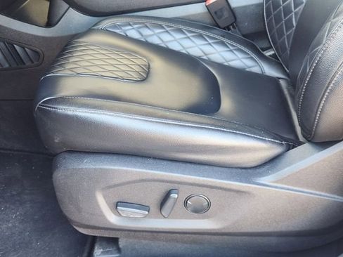 Used 2024 Ford Edge Titanium AWD/4WD image 23