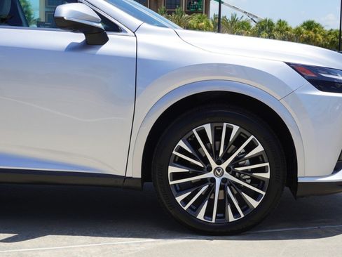 Certified 2025 Lexus RX 350 Premium Plus w/ Accessory Package (Z1) FWD image 9