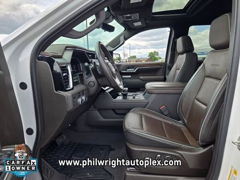 Used 2023 Chevrolet Silverado 1500 W/T w/ Trailering Package AWD/4WD image 9
