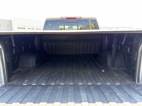 Used 2021 Chevrolet Silverado 1500 LT Trail Boss AWD/4WD image 29