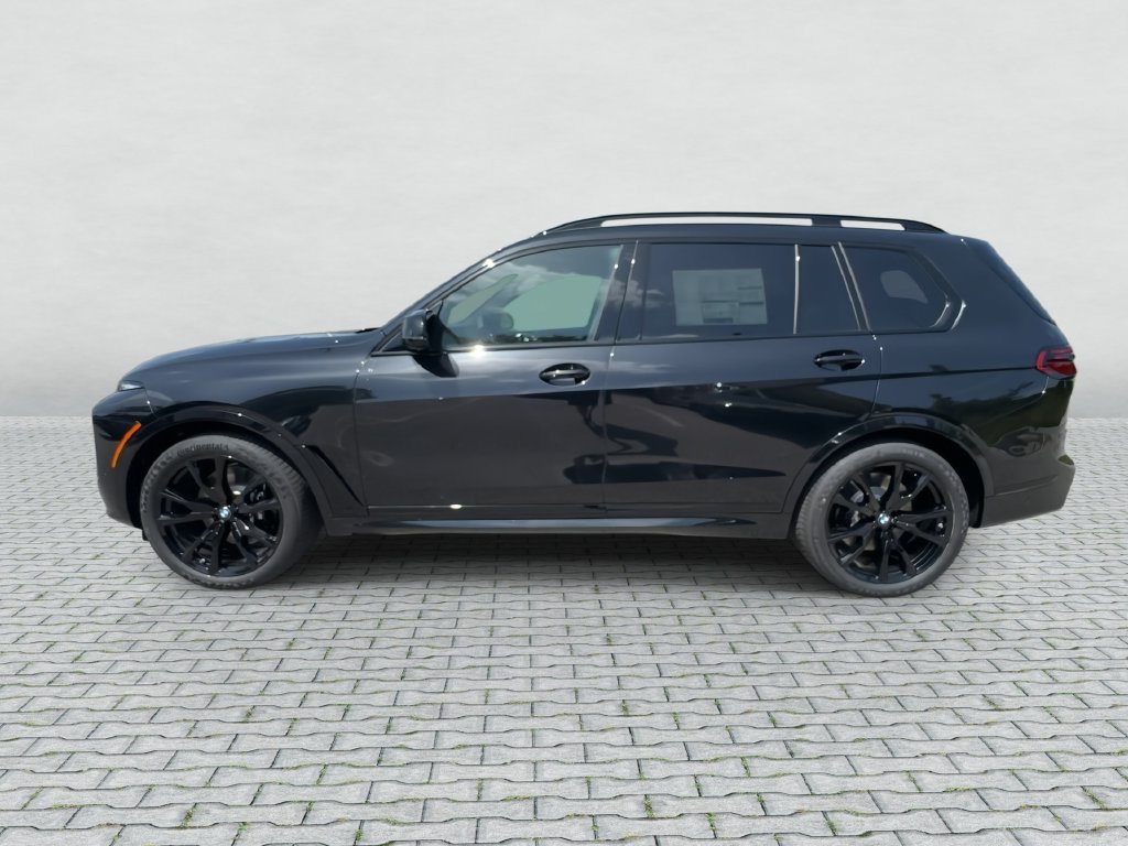 Used 2027 BMW X7 M60i AWD/4WD image 5