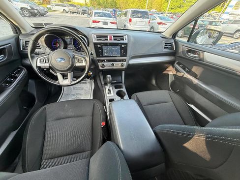 Used 2016 Subaru Outback 2.5i Premium AWD/4WD image 9
