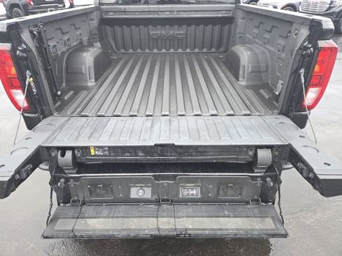 Used 2022 GMC Sierra 1500 Elevation w/ LPO, Elevation Black Package image 23