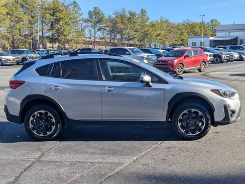 Used 2023 Subaru Crosstrek 2.0i Premium w/ Popular Package #3 image 8