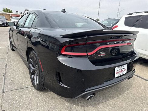 Used 2019 Dodge Charger R/T w/ Driver Confidence Group RWD image 5