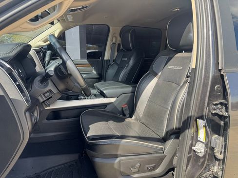 Used 2022 RAM 2500 Laramie image 13