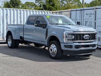 Used 2025 Ford F450 Platinum w/ FX4 Off-Road Package video 3