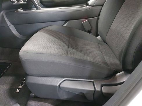 New 2026 Nissan Kicks S image 28