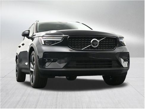 New 2026 Volvo XC40 B5 Ultra AWD/4WD image 27