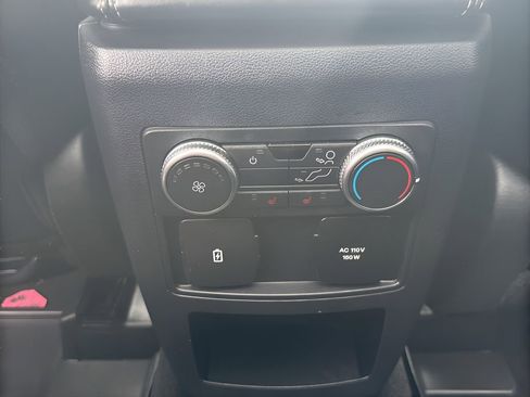 Used 2021 Ford Explorer Limited AWD/4WD image 19
