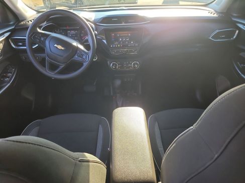 Used 2023 Chevrolet TrailBlazer LT w/ Convenience Package image 12