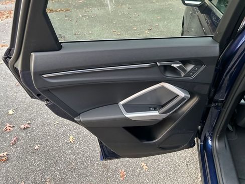 Used 2025 Audi Q3 2.0T Premium image 20