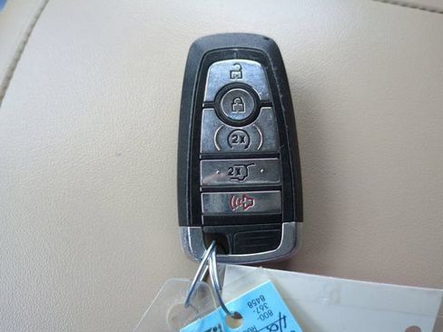 Used 2021 Lincoln Aviator 2WD image 40