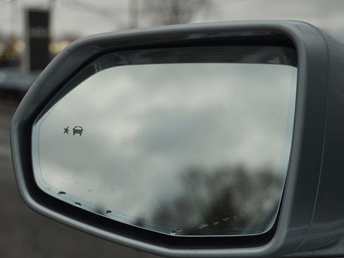 Used 2018 Cadillac XT5 Premium Luxury image 45