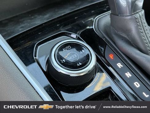 Used 2024 Chevrolet Colorado ZR2 w/ Safety Package AWD/4WD image 20