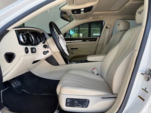 Used 2014 Bentley Flying Spur W12 AWD/4WD image 44