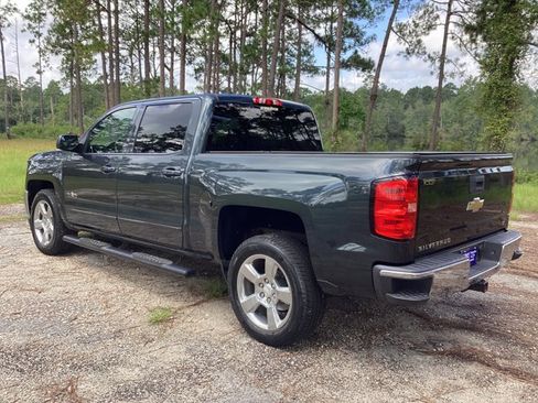 Used 2018 Chevrolet Silverado 1500 LT w/ Texas Edition image 5