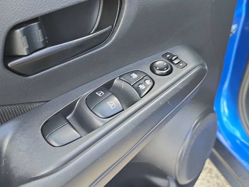 Certified 2021 Nissan Kicks S FWD image 19