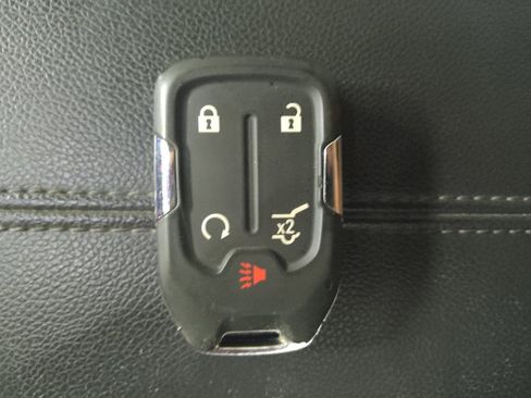 Used 2023 GMC Terrain SLE w/ Driver Convenience Package AWD/4WD image 32