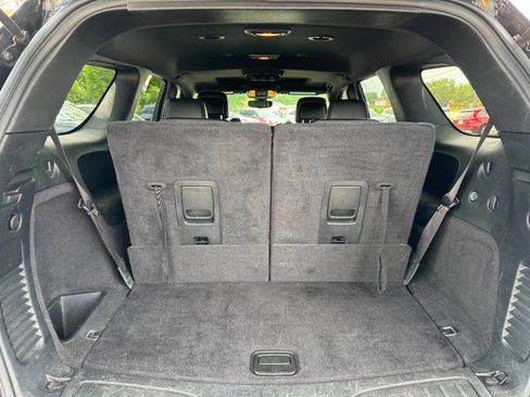 Used 2019 Dodge Durango GT w/ Blacktop Package AWD/4WD image 13