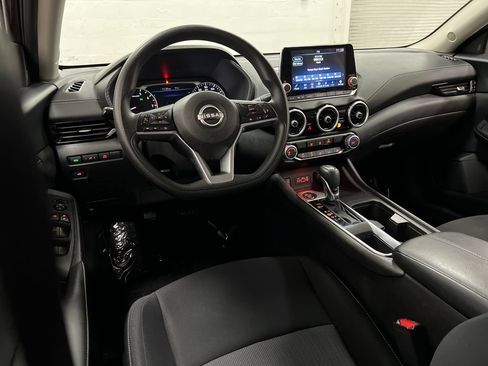 Used 2024 Nissan Sentra SV FWD image 15
