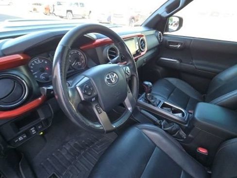 Used 2019 Toyota Tacoma TRD Pro AWD/4WD image 12