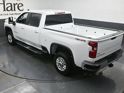Used 2025 Chevrolet Silverado 2500 LT w/ Convenience Package image 40