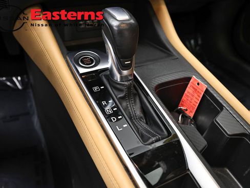 Used 2020 Nissan Sentra SV w/ SV Premium Package FWD image 13