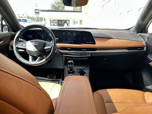 Certified 2024 Cadillac XT4 Sport AWD/4WD image 15