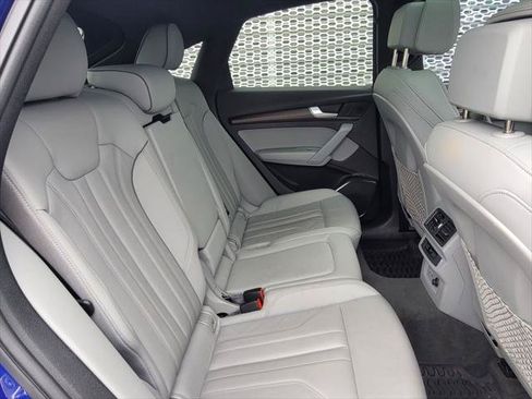 Used 2023 Audi Q5 2.0T Premium w/ Convenience Package AWD/4WD image 16