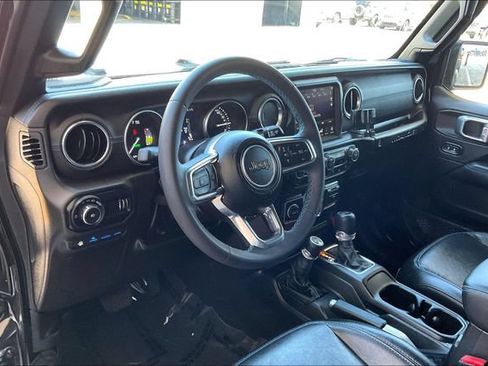 Used 2023 Jeep Wrangler Unlimited Rubicon 4xe w/ Safety Group AWD/4WD image 14
