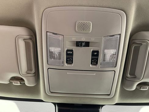 Certified 2018 Toyota RAV4 XLE FWD image 29