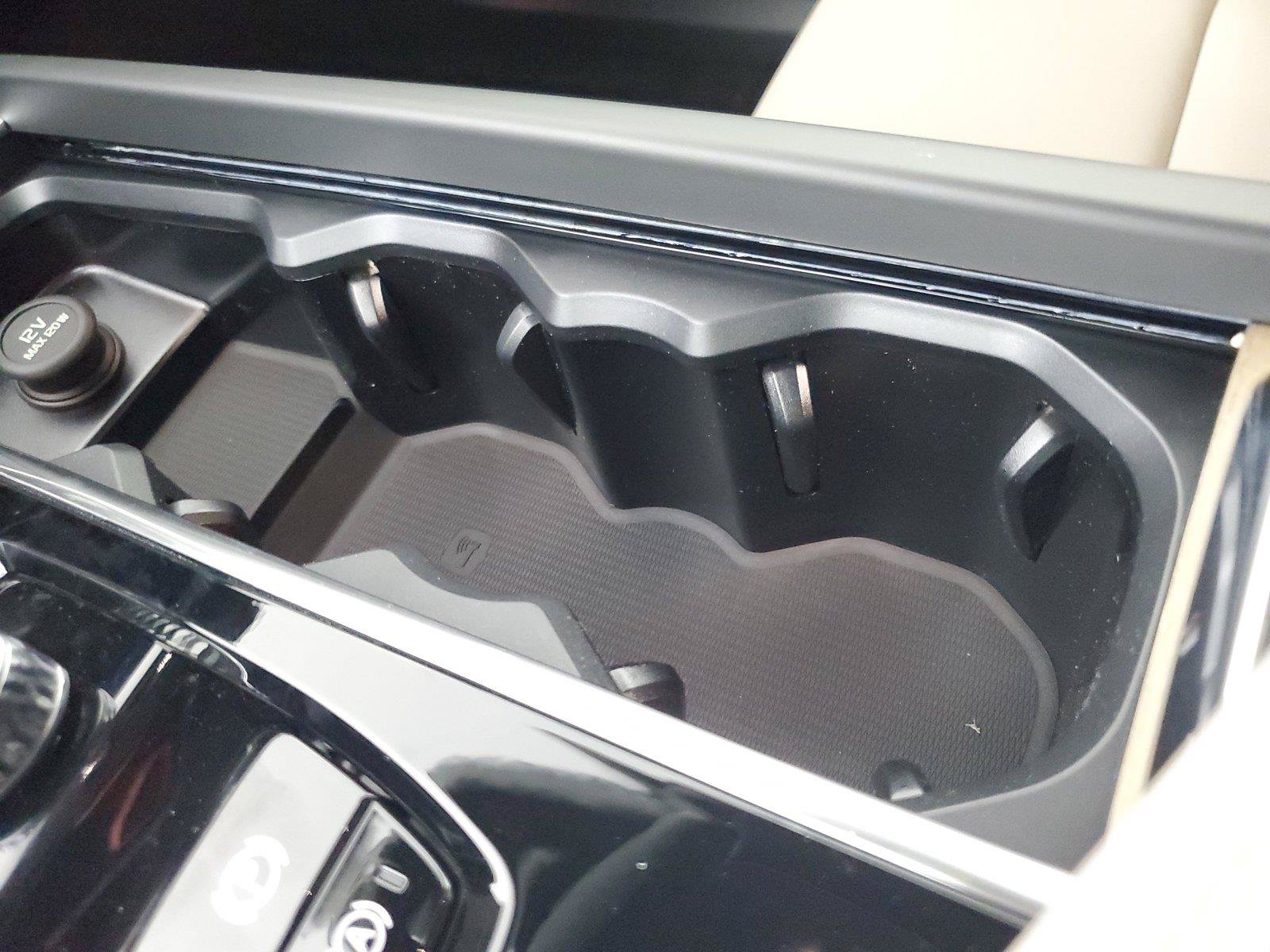 New 2027 Volvo XC60 B5 Core AWD/4WD image 31