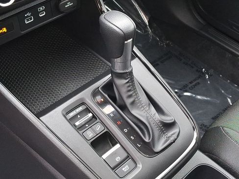 Used 2024 Honda CR-V EX image 16