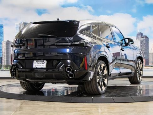 Used 2026 BMW XM Label Red image 8