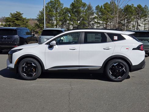 New 2026 Kia Sportage EX w/ EX Panorama Roof Package FWD image 4